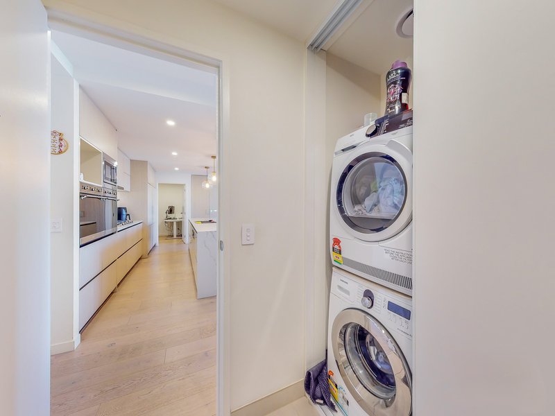 Photo - 218/801 Centre Road, Bentleigh East VIC 3165 - Image 13