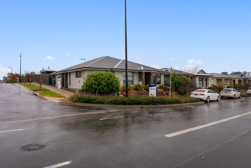 Photo - 2/189 Heysen Boulevard, Mount Barker SA 5251 - Image 2