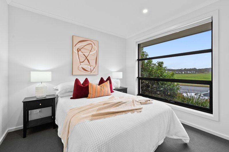 Photo - 2/189 Heysen Boulevard, Mount Barker SA 5251 - Image 12
