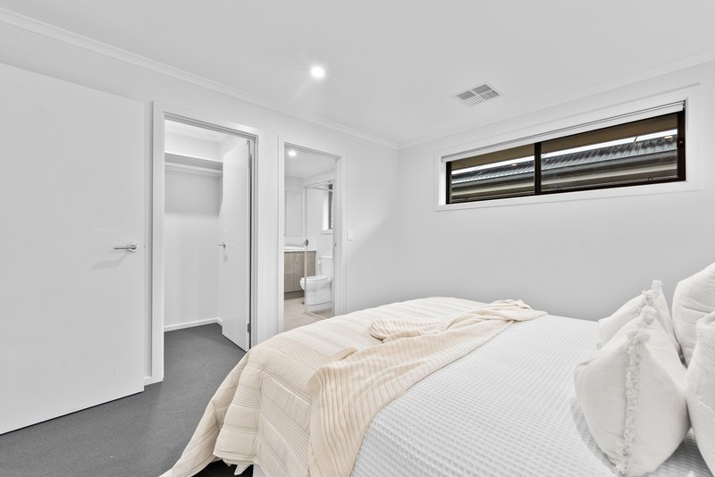Photo - 2/189 Heysen Boulevard, Mount Barker SA 5251 - Image 14