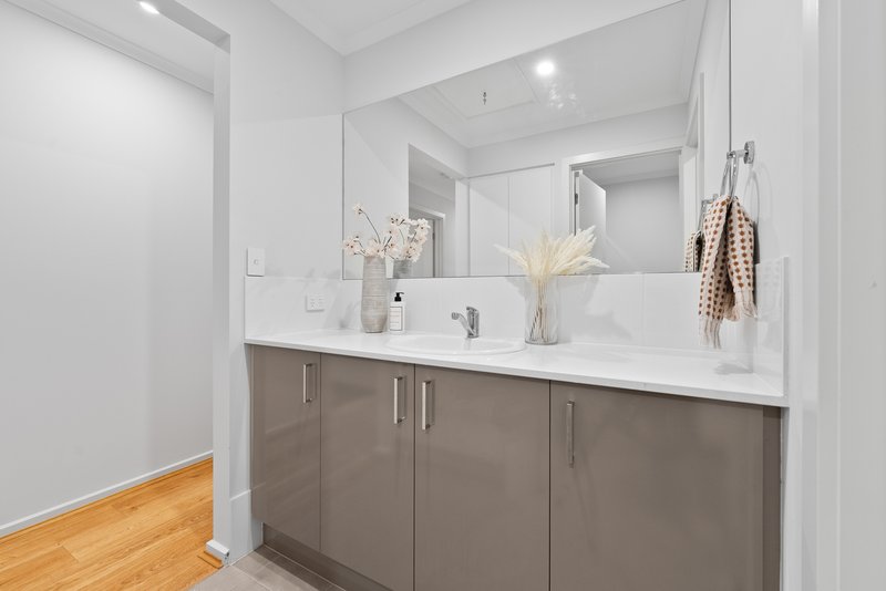 Photo - 2/189 Heysen Boulevard, Mount Barker SA 5251 - Image 18