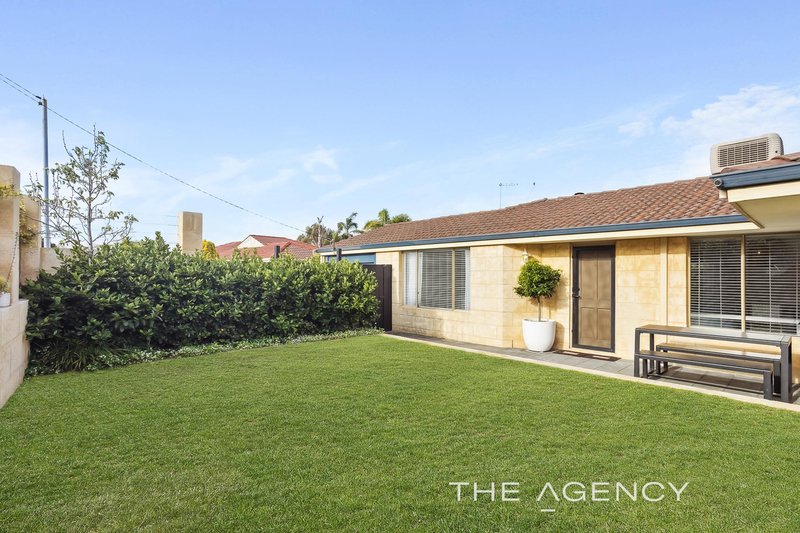 Photo - 218A Eddystone Avenue, Beldon WA 6027 - Image 3