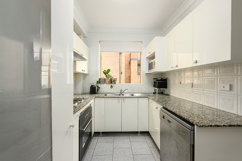 Photo - 21/9-15 Mansfield Avenue, Caringbah NSW 2229 - Image 4