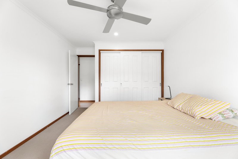 Photo - 2/19-21 Collins Crescent, Narooma NSW 2546 - Image 9