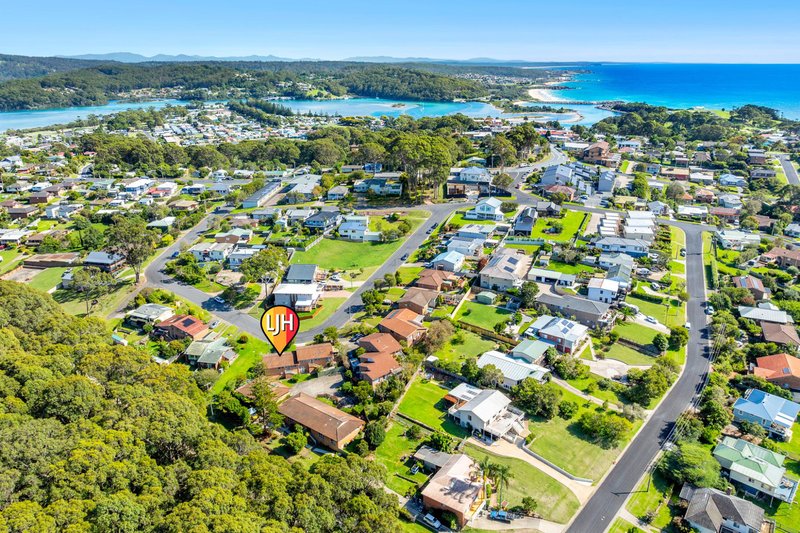 Photo - 2/19-21 Collins Crescent, Narooma NSW 2546 - Image 17