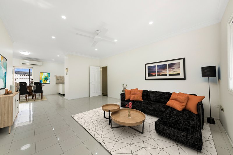 Photo - 2/19-21 Ellis Street, Merrylands NSW 2160 - Image 2