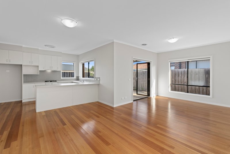 Photo - 2/19-21 Watson Avenue, Belmont VIC 3216 - Image 2