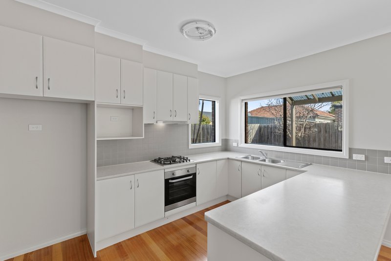 Photo - 2/19-21 Watson Avenue, Belmont VIC 3216 - Image 4