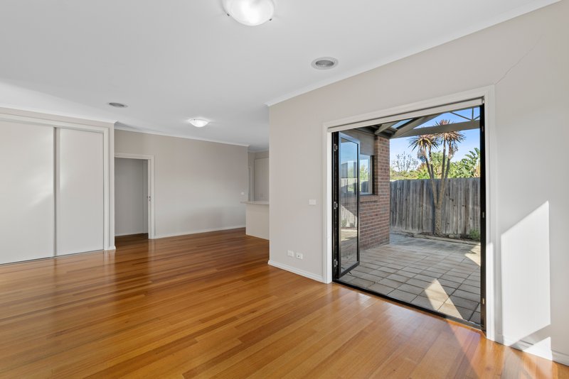 Photo - 2/19-21 Watson Avenue, Belmont VIC 3216 - Image 6