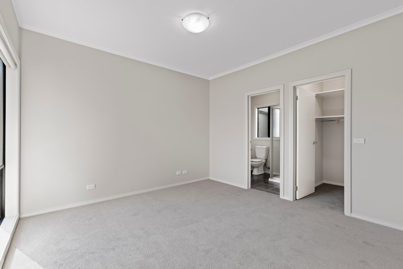 Photo - 2/19-21 Watson Avenue, Belmont VIC 3216 - Image 8