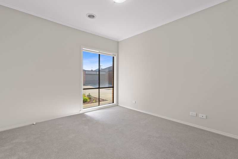 Photo - 2/19-21 Watson Avenue, Belmont VIC 3216 - Image 9