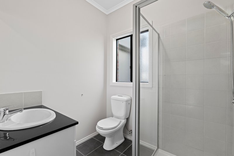Photo - 2/19-21 Watson Avenue, Belmont VIC 3216 - Image 10