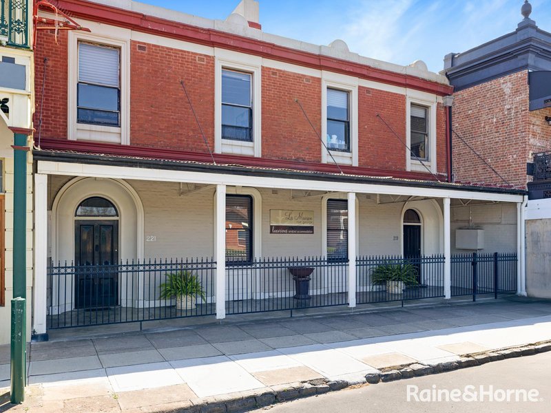 219-221 George Street, Bathurst NSW 2795