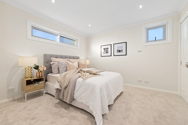 Photo - 2/19 Alfred Road, Glen Iris VIC 3146 - Image 13