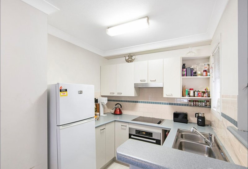 Photo - 2/19 Annie Street, New Farm QLD 4005 - Image 5