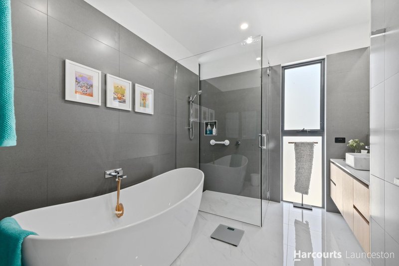 Photo - 2/19 Bain Terrace, Trevallyn TAS 7250 - Image 17