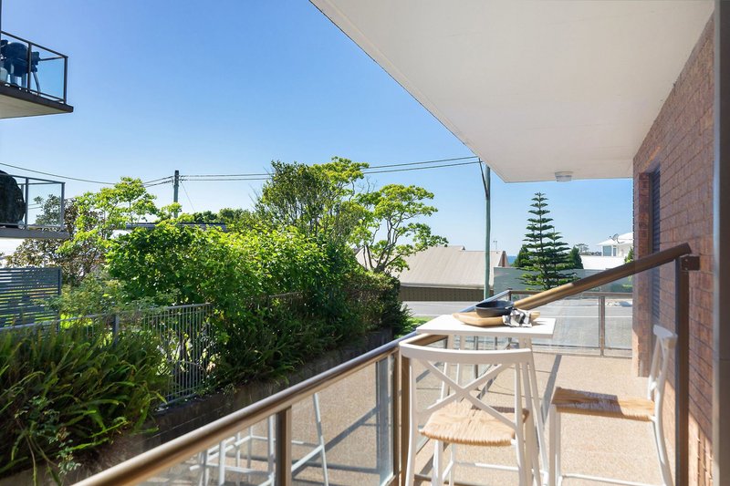 Photo - 2/19 Barnhill Road, Terrigal NSW 2260 - Image 5