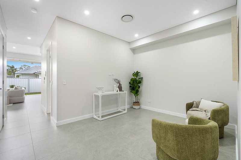 Photo - 2/19 Bell Street, Riverwood NSW 2210 - Image 7