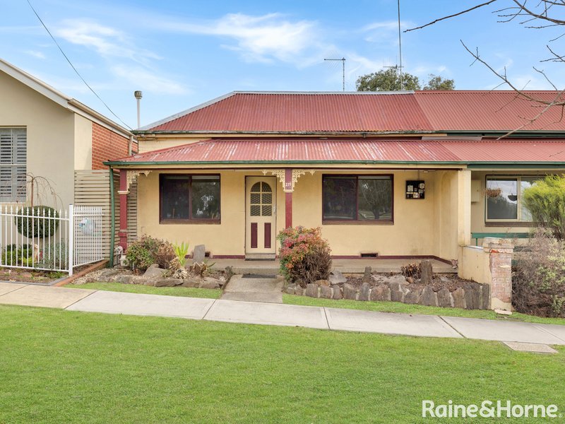 219 Bentinck Street, Bathurst NSW 2795