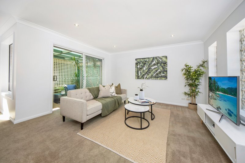 Photo - 2/19 Coonong Road, Gymea Bay NSW 2227 - Image 2