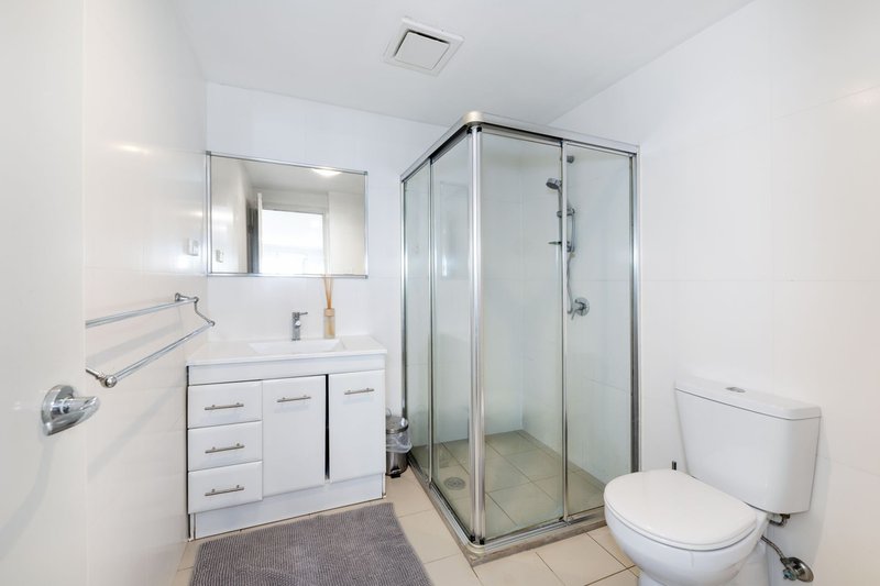 Photo - 2/19 De Burgh Street, Lyneham ACT 2602 - Image 11