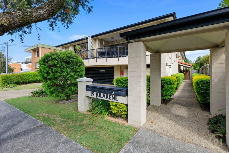 Photo - 2/19 Downs Street, Redcliffe QLD 4020 - Image 2