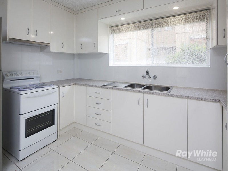 Photo - 2/19 Dwyer Street, Nundah QLD 4012 - Image 5