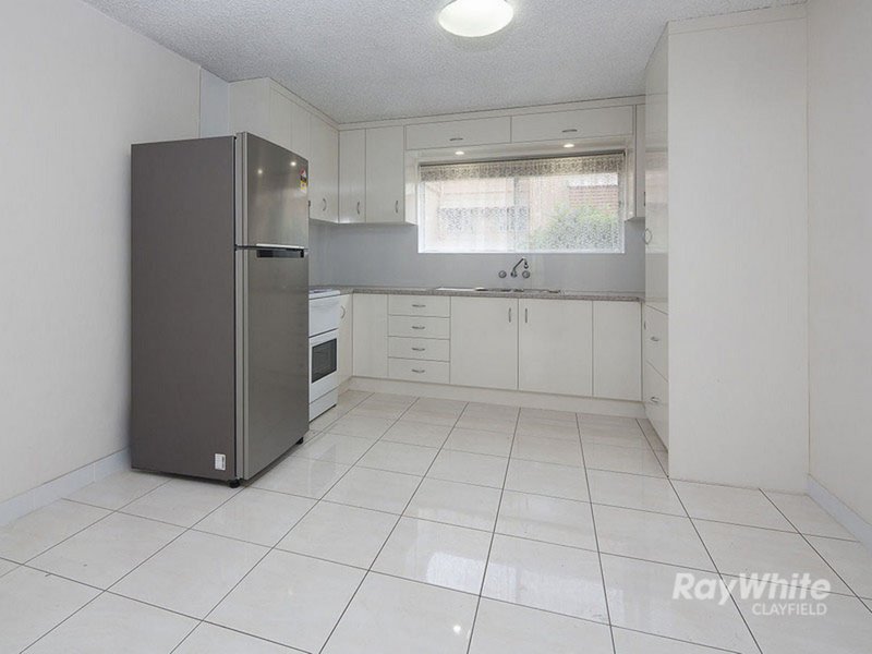 Photo - 2/19 Dwyer Street, Nundah QLD 4012 - Image 6