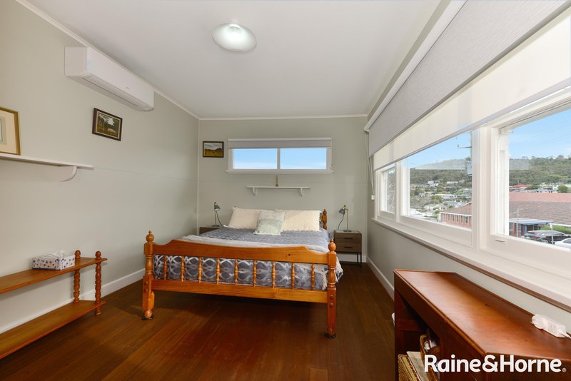 Photo - 219 East Derwent Highway, Lindisfarne TAS 7015 - Image 10