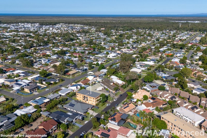 Photo - 2/19 Elcata Avenue, Bellara QLD 4507 - Image 15