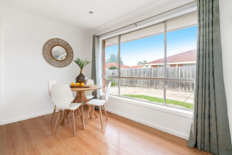 Photo - 2/19 Elder Street, Clarinda VIC 3169 - Image 5