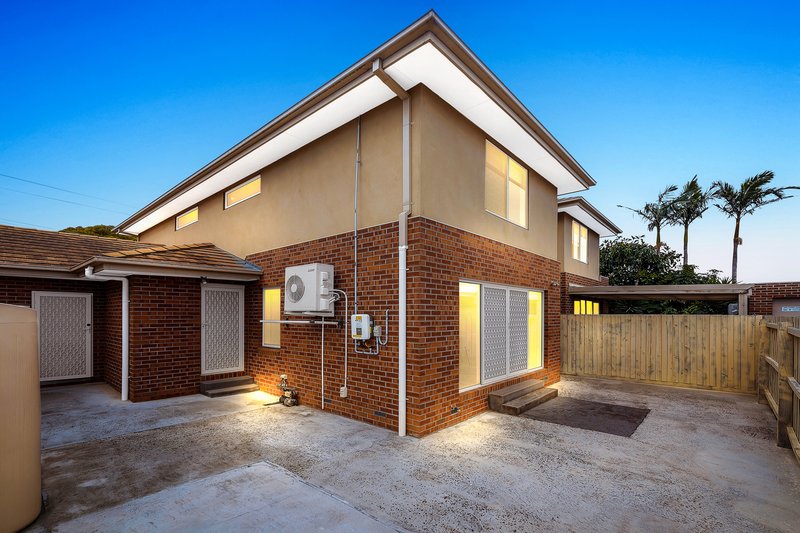 Photo - 2/19 Elizabeth Street, Cranbourne North VIC 3977 - Image 14