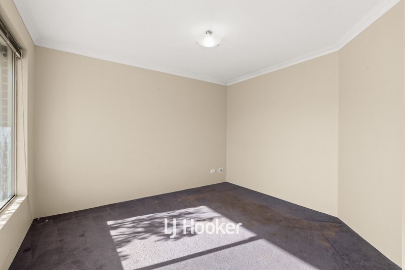 Photo - 2/19 Gibson Street, South Bunbury WA 6230 - Image 12