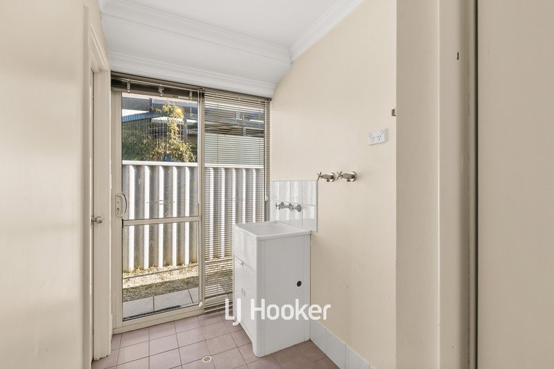 Photo - 2/19 Gibson Street, South Bunbury WA 6230 - Image 17