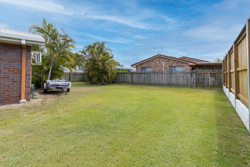 Photo - 2/19 Grevillea Street, Kawungan QLD 4655 - Image 12