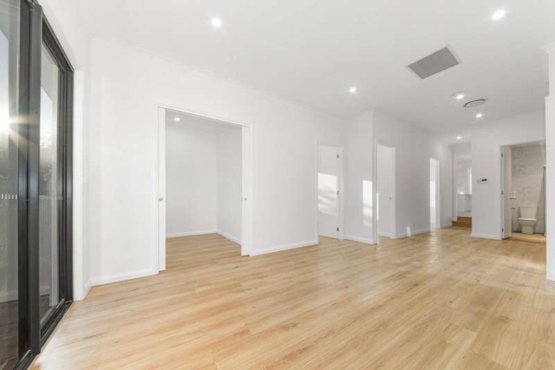 Photo - 219 Jamison Road, Penrith NSW 2750 - Image 6