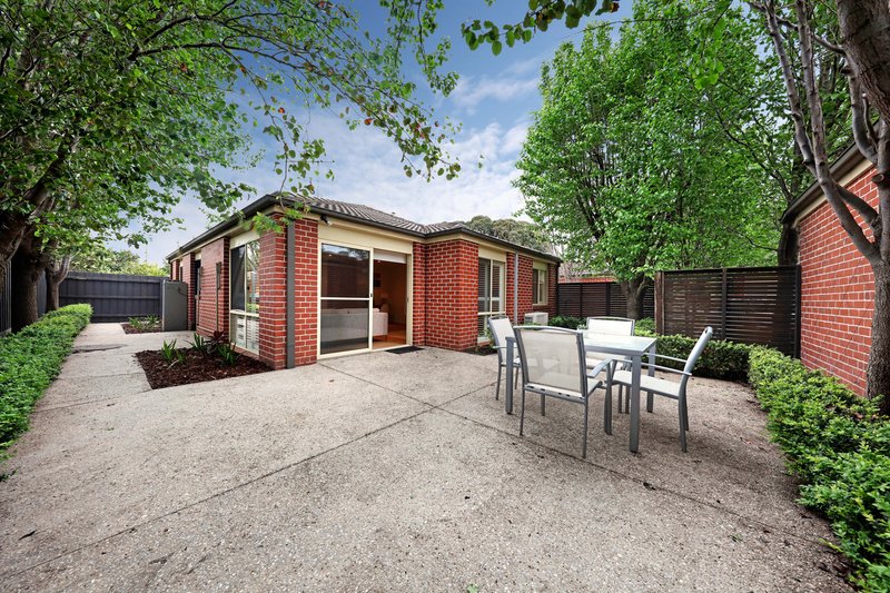 Photo - 2/19 Kershaw Street, Bentleigh East VIC 3165 - Image 10