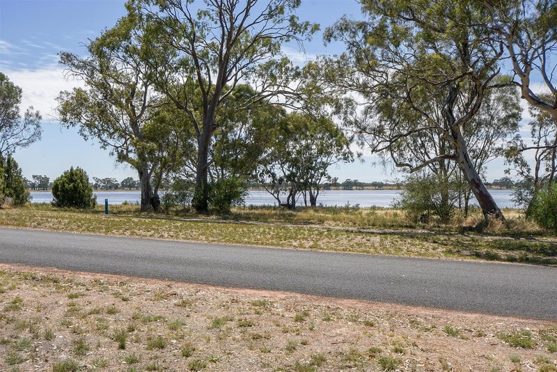 Photo - 219 Lake Street, Edenhope VIC 3318 - Image 15