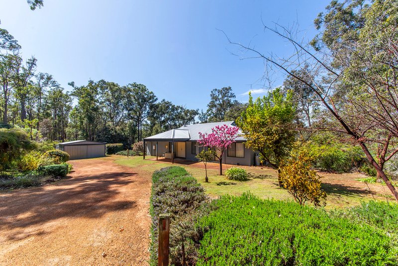 219 Leschenaultia Drv , Nannup WA 6275