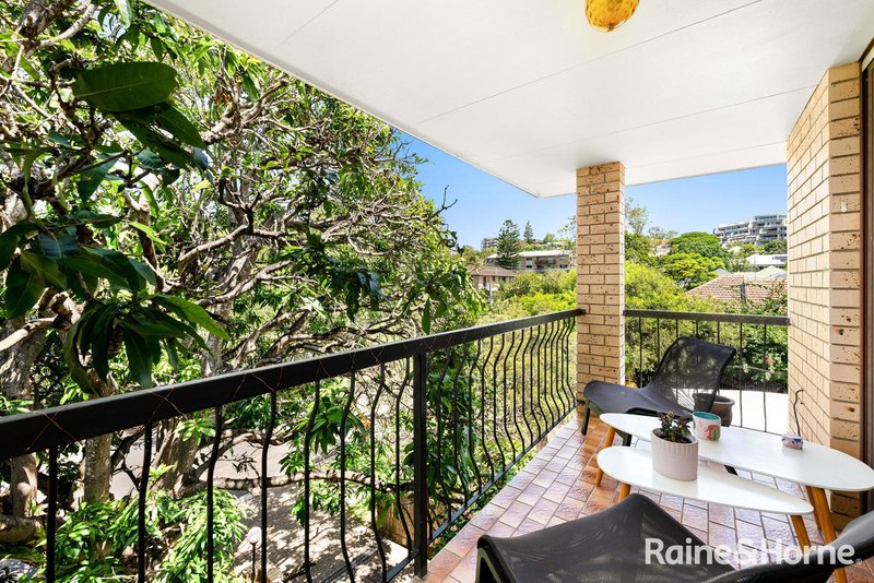 Photo - 2/19 Lucinda Street, Taringa QLD 4068 - Image