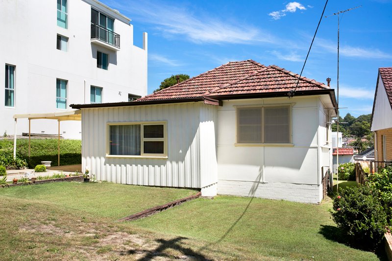 Photo - 2/19 Mayor Street, Kogarah Bay NSW 2217 - Image 1