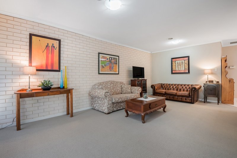 Photo - 2/19 Mccomas Street, Reservoir VIC 3073 - Image 7