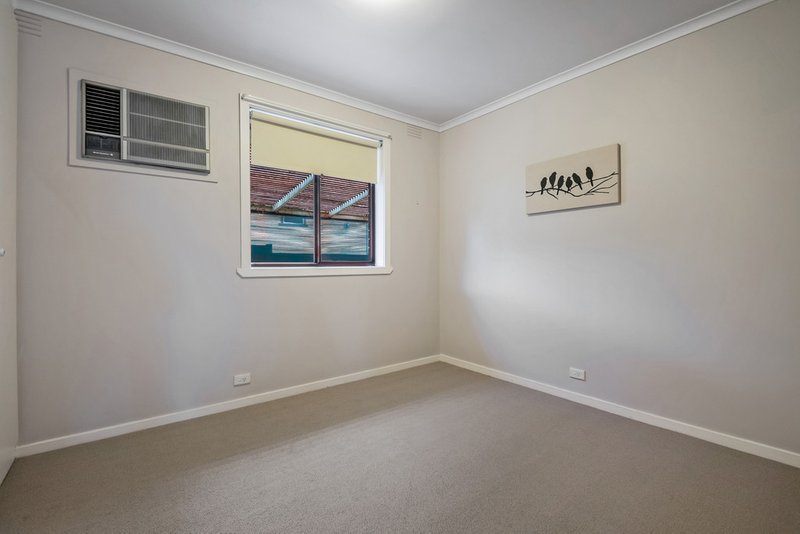 Photo - 2/19 Mccomas Street, Reservoir VIC 3073 - Image 9