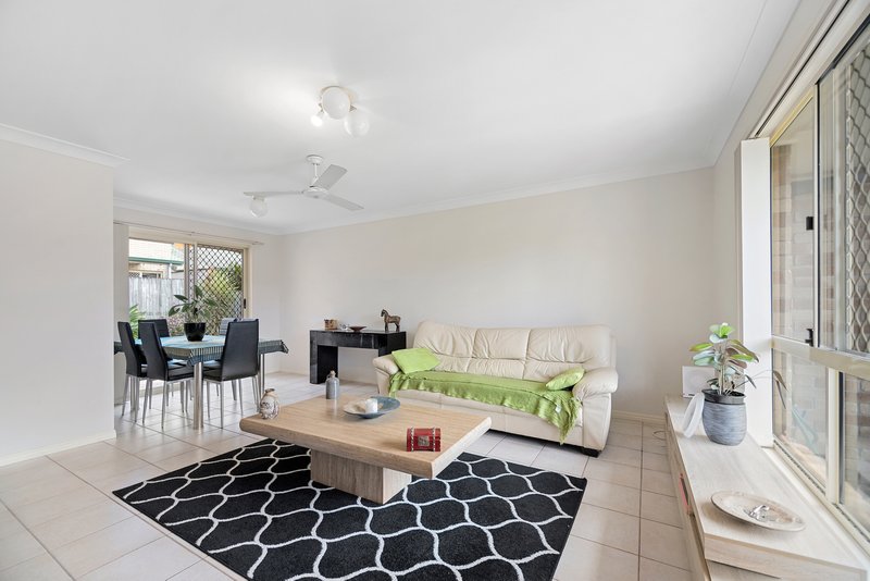 Photo - 2/19 Navars Street, Reedy Creek QLD 4227 - Image 2