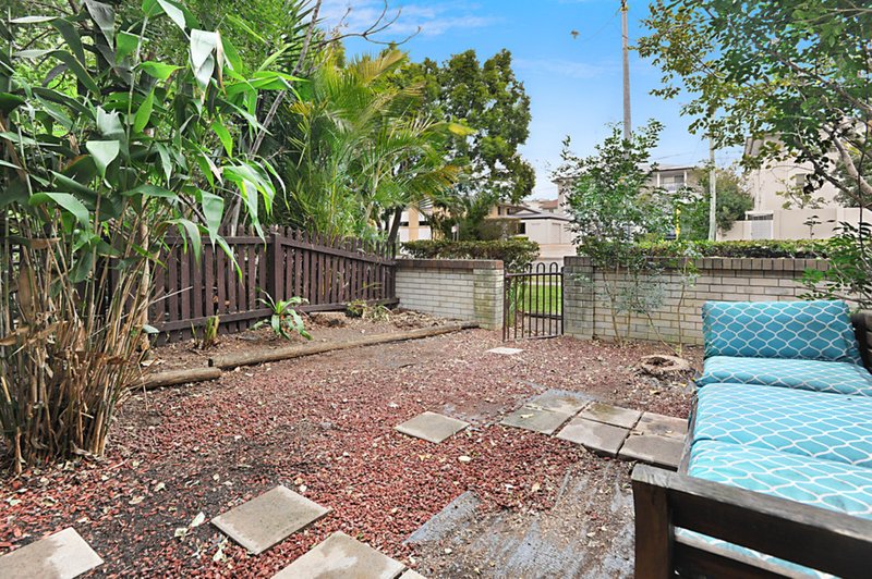 Photo - 2/19 Nitawill Street, Everton Park QLD 4053 - Image 5