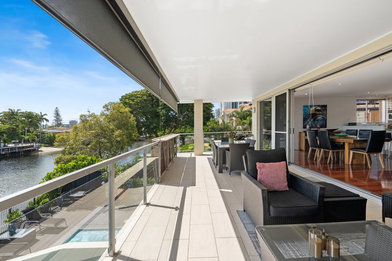 Photo - 2/19 Paradise Island, Surfers Paradise QLD 4217 - Image 8