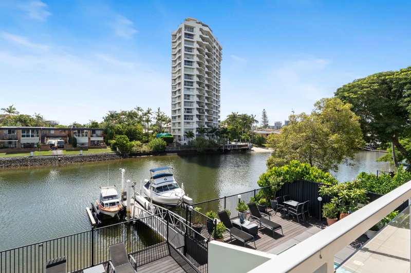 Photo - 2/19 Paradise Island, Surfers Paradise QLD 4217 - Image 18