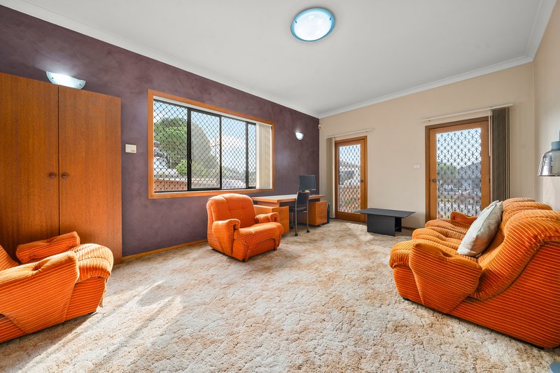 Photo - 219 Polding Street, Fairfield West NSW 2165 - Image 3