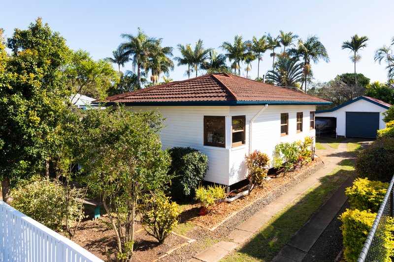 Photo - 219 Preston Road, Wynnum West QLD 4178 - Image 16