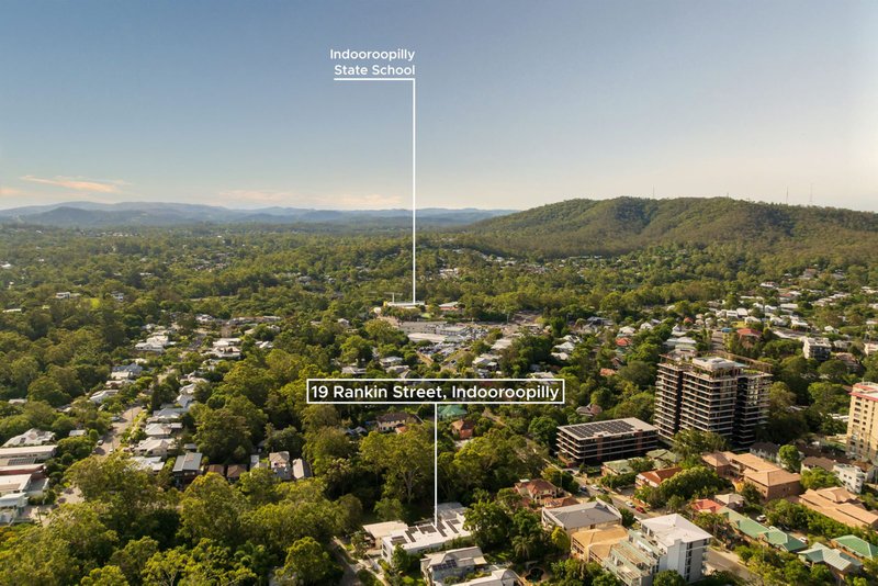 Photo - 2/19 Rankin Street, Indooroopilly QLD 4068 - Image 22